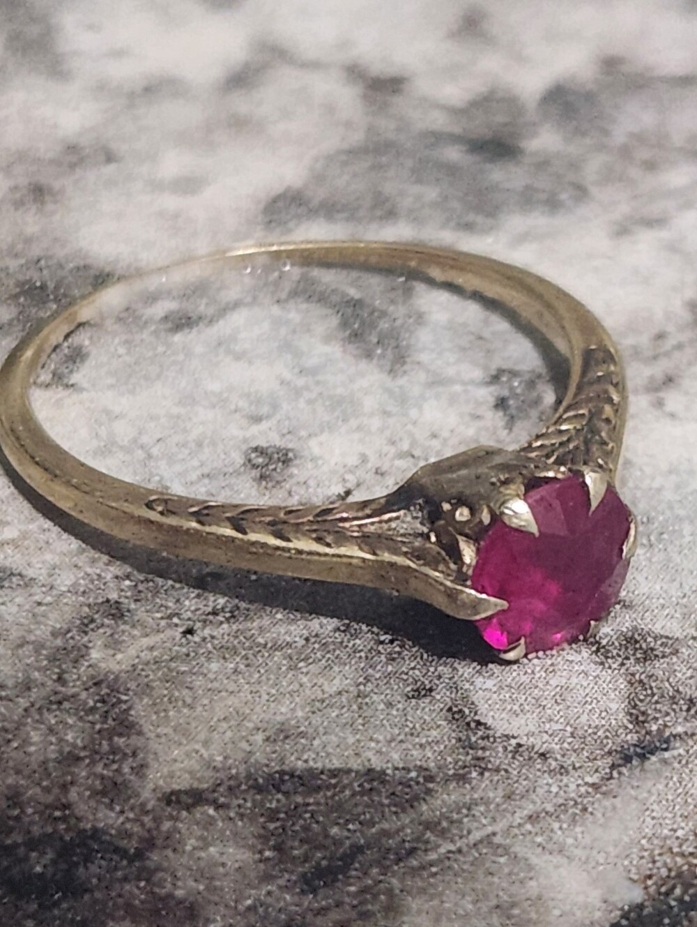 Antique 14k Gold Art Deco 6-pronged Lab Ruby Filigree Solitaire Ring - Picture 14 of 16
